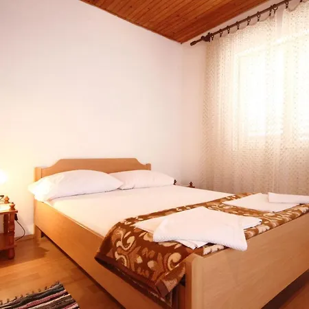 With Parking Space Orebic, Peljesac - 10089