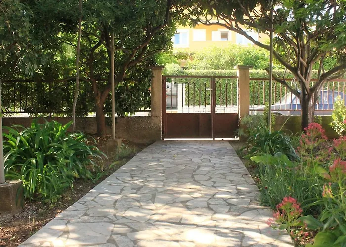 With Parking Space Orebic, Peljesac - 10089 奥瑞比克