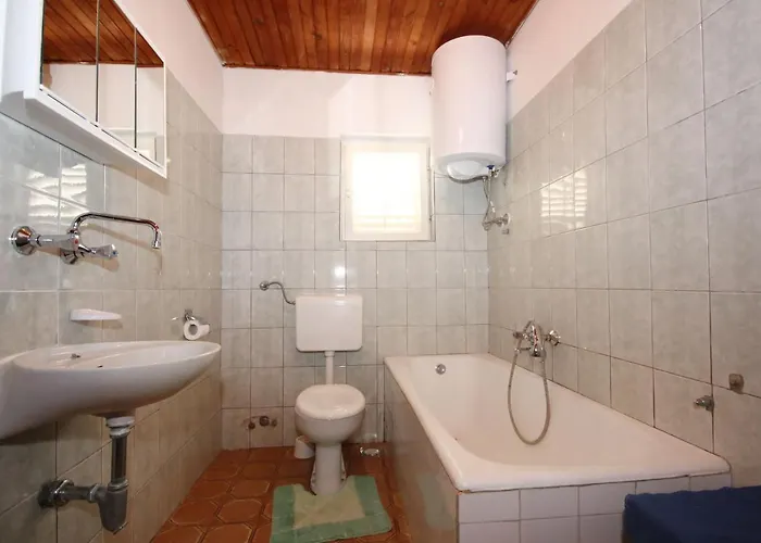 With Parking Space Orebic, Peljesac - 10089 奥瑞比克